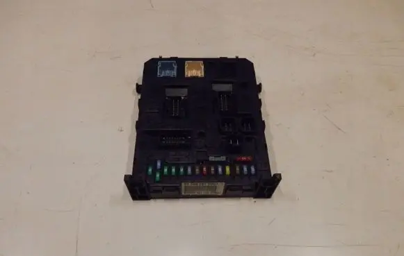 Citroen C4 Grand Picasso Fuse module 9664058780C4G