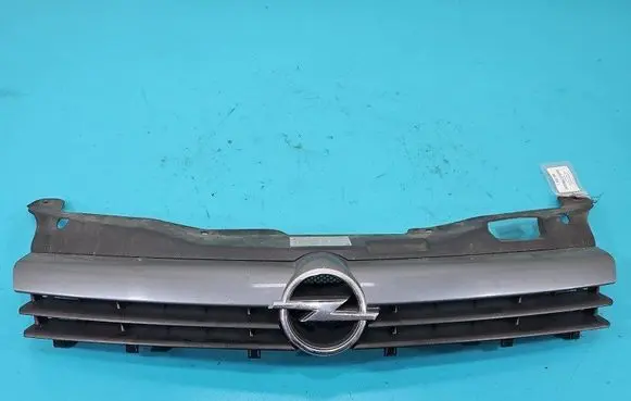 Opel Astra H Front bumper upper radiator grill 13135487 IMPRK1436584