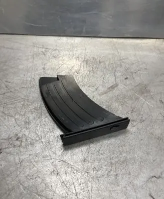 BMW 5 E60 E61 Cup holder 7063104
