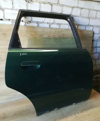 Audi A4 S4 B5 8D Rear door