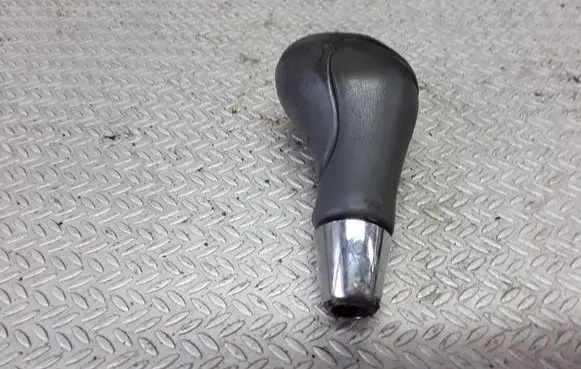 Gear lever shifter trim leather/knob