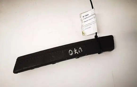 Volkswagen Touareg I Other interior part 7L6867372