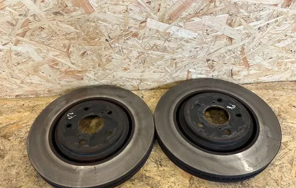 Toyota RAV 4 (XA50) Front brake disc