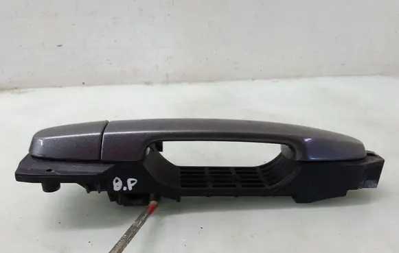 Toyota Corolla Verso E121 Front door exterior handle