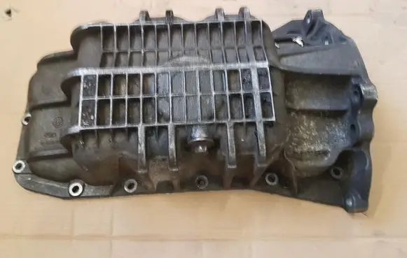 Ford Focus Oil sump HWDA