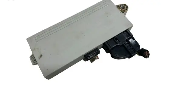BMW 3 E90 E91 Door central lock control unit/module 61356943759 5WK49413ABF