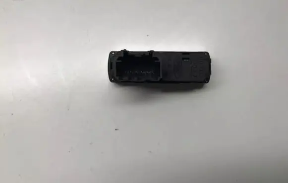 Ford Mondeo MK IV Windscreen/window heater switch 6M2T218K574AC