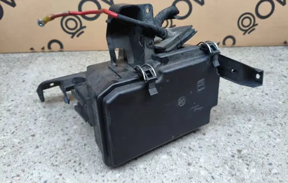 Mercedes-Benz GL X166 Fuse module A1665400182 P1509 50924