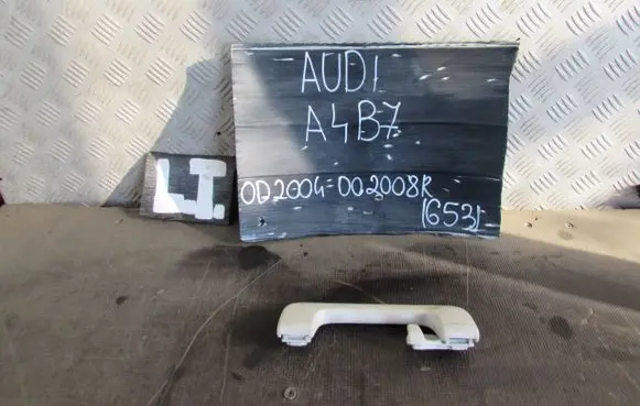 Audi A4 S4 B7 8E 8H Rear interior roof grab handle 8E0857607D
