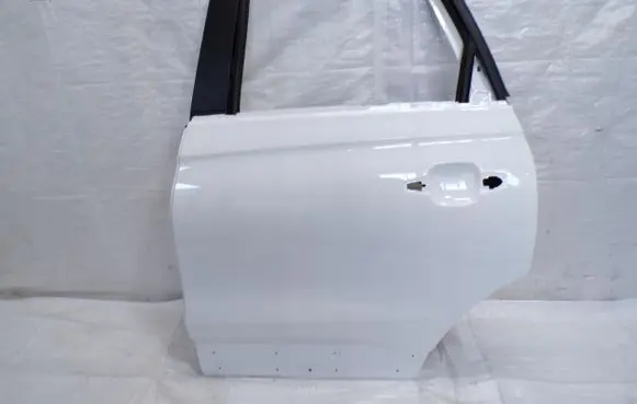 Opel Crossland X Rear door