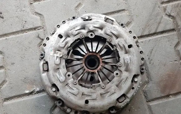 Volvo V40 Dual mass flywheel 