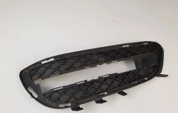 Mercedes-Benz E W212 Front bumper lower grill A2128851723