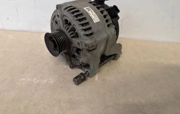 BMW 4 F32 F33 Generator/alternator 7640132