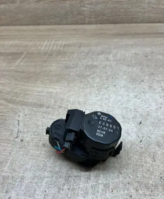 BMW 7 E65 E66 Air flap motor/actuator 6935073 B3249
