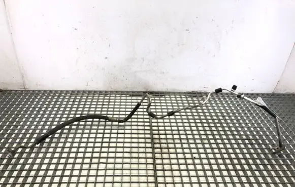 Air conditioning (A/C) pipe/hose