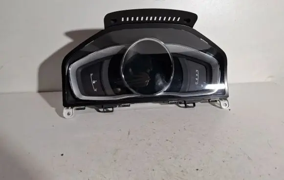 Volvo V60 Speedometer (instrument cluster) 31412265 769317850U 769315620U