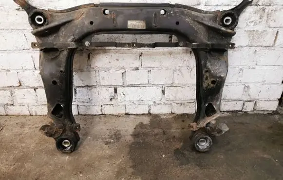 Seat Exeo (3R) Front subframe 8E0399313BD