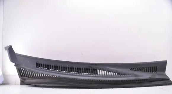 Suzuki Grand Vitara II Wiper trim 7731165J0