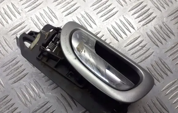Peugeot 307 Front door interior handle 9643604577
