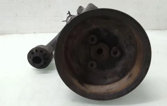 Volkswagen Golf IV Power steering pump 91130