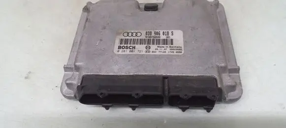 Audi A4 S4 B5 8D Engine control unit/module 038906018S 0281001721