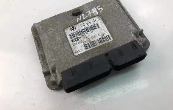 Seat Leon (1M) Engine control unit/module 036906034DS