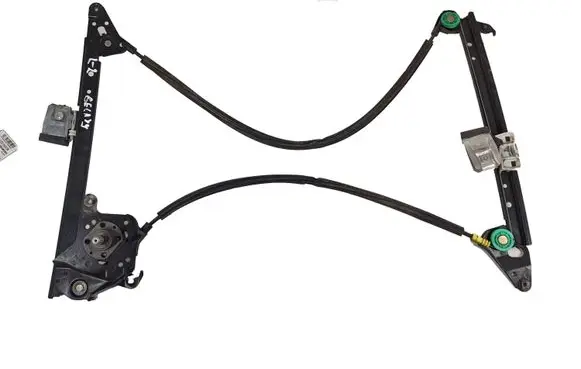 Rear door manual window regulator