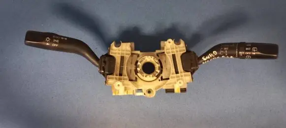 Mazda 626 Indicator stalk 17B122
