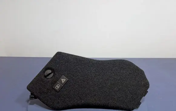 BMW 1 E81 E87 Glove box