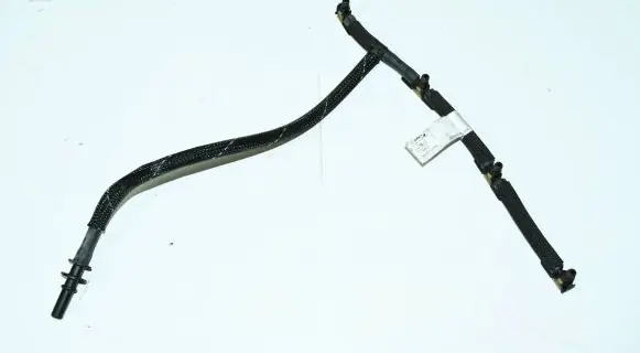 Peugeot 208 Fuel line pipe 9824723180