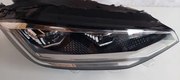 Volkswagen Golf Sportsvan Headlight/headlamp 517941082A