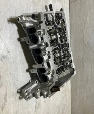 BMW X2 F39 Engine head 85802090