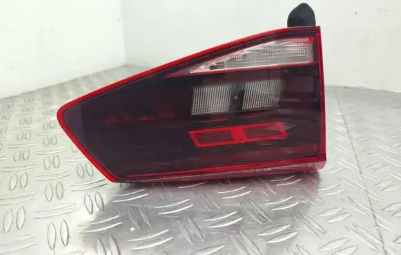 Volkswagen PASSAT B8 Tailgate rear/tail lights 3G9945093H F03747C00A