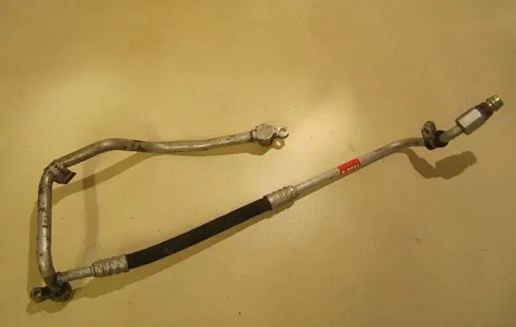 Air conditioning (A/C) pipe/hose