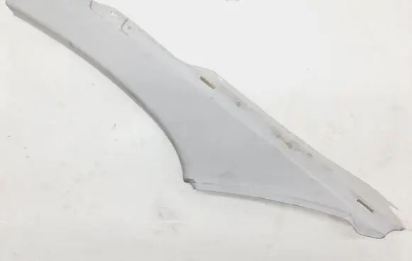 (D)pillar trim (top)