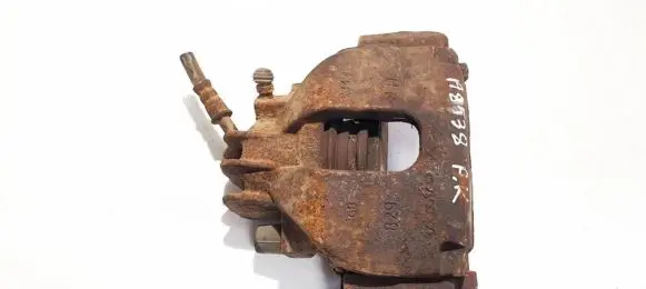Volvo S60 Front brake caliper 829