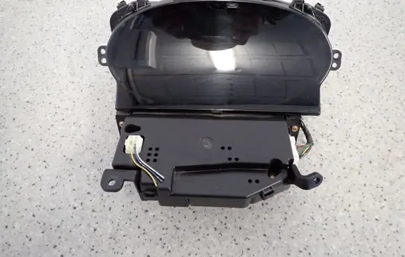 Toyota Yaris Speedometer (instrument cluster) 8380052610