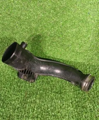 Ford Fusion II Air intake duct part V32XA