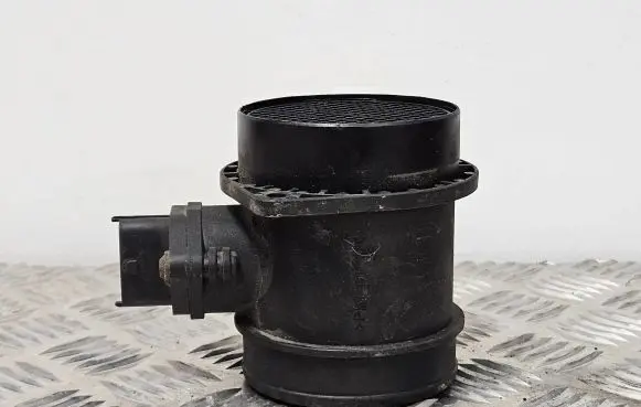 Volvo V70 Mass air flow meter 8670112 0280218108