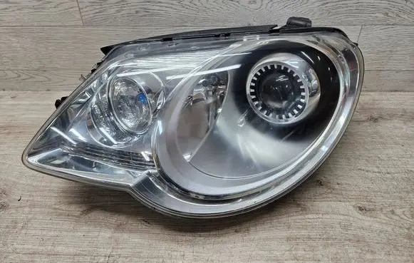 Volkswagen Eos Headlight/headlamp 1Q1941751A