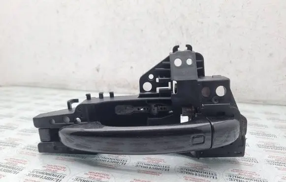 Audi A4 S4 B8 8K Rear door exterior handle 8T0837886A 8T2837886A