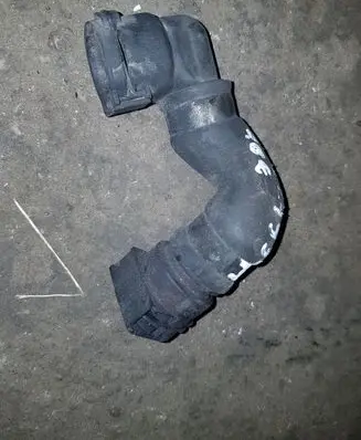 BMW 5 E39 Engine coolant pipe/hose 11532249341