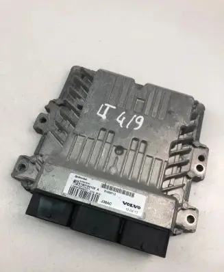 Volvo V50 Engine control unit/module ECU 31355712 S180134103A