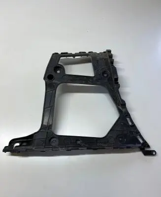 Audi Q7 4M Bumper support mounting bracket corner 4M0807453A