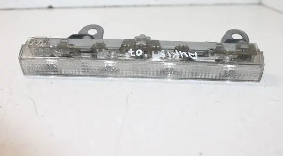 Toyota Auris 150 Third/center stoplight