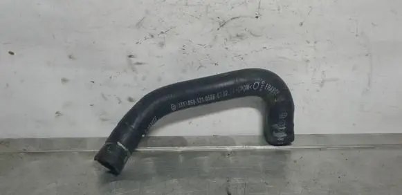 Volkswagen PASSAT B5 Engine coolant pipe/hose 058121058B