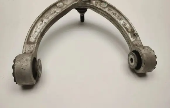 Mercedes-Benz GL X166 Front lower control arm/wishbone A1663301707