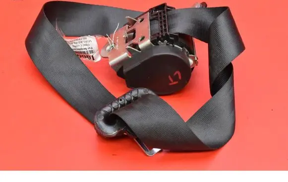 Opel Combo D Front seatbelt 735556812