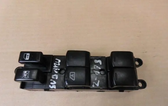 Subaru Impreza III Electric window control switch