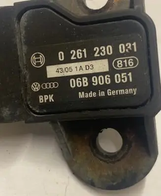 Volkswagen PASSAT B6 Air pressure sensor 06B906051 0261230031